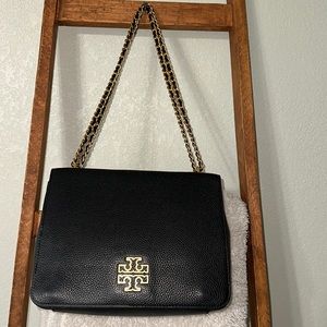 Used like new black Tory Burch purse